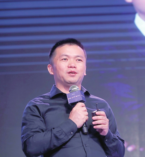 吴世春，创业路上的坚韧探索者